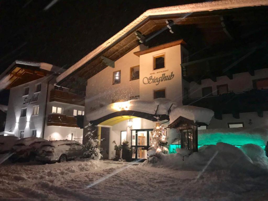 Sieglhub Chalets - Appartements - Hotel Flachau Exterior foto